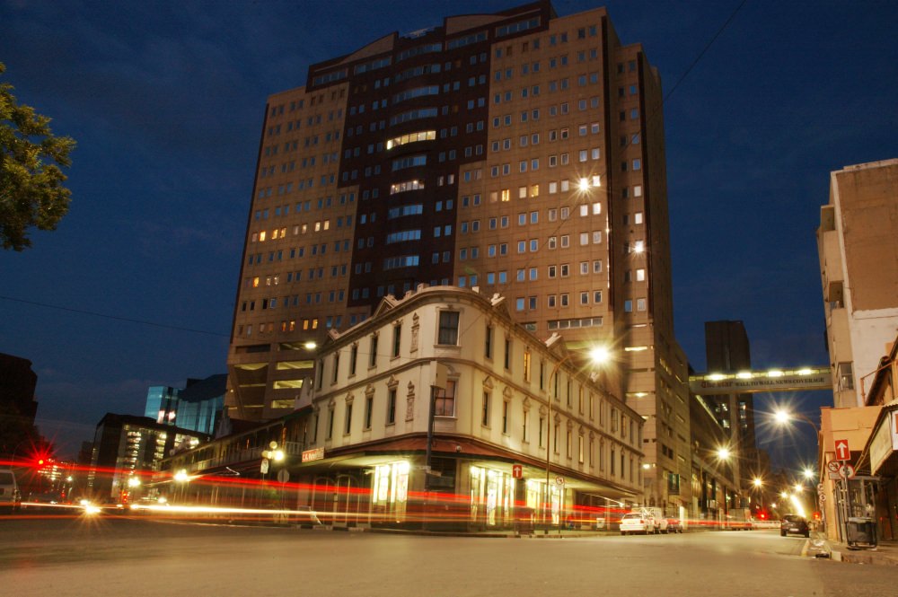 New Diagonal Street